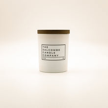 Load image into Gallery viewer, The Salcombe candle company 7oz White
